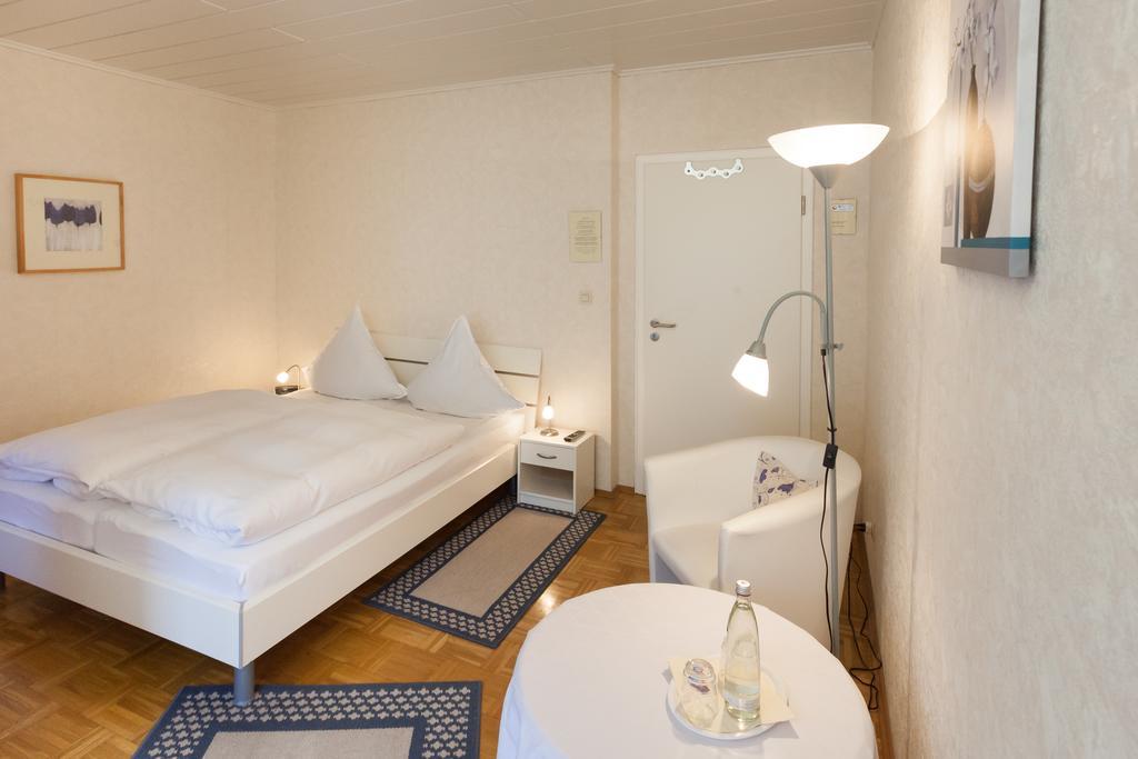 Haus Kesper-Brunen Hotel Willingen  Ruang foto