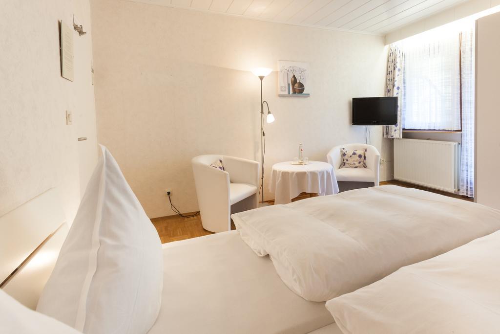Haus Kesper-Brunen Hotel Willingen  Ruang foto